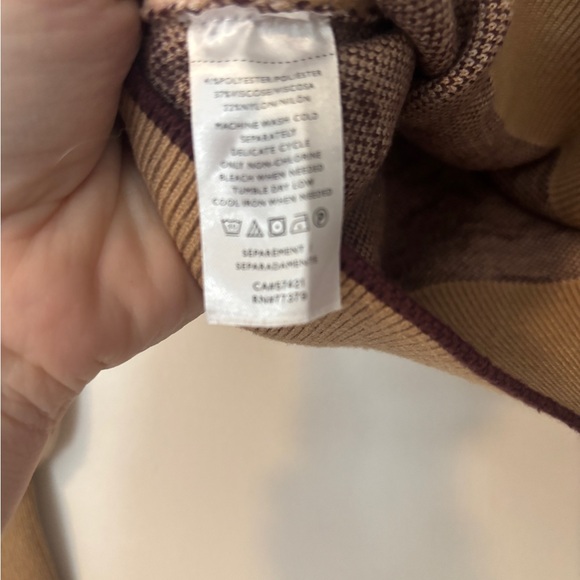 Ann Taylor Horse Print Crewneck Sweater, Size M - Picture 3 of 4